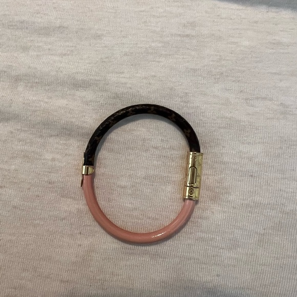 Louis Vuitton Bracelet - Picture 4 of 5